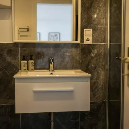Apartamento Boho Stil Mit Flussblick Nahe Stadtzentrum