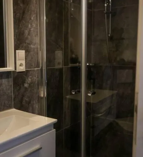 Boho Stil Mit Flussblick Nahe Stadtzentrum Апартаменты *